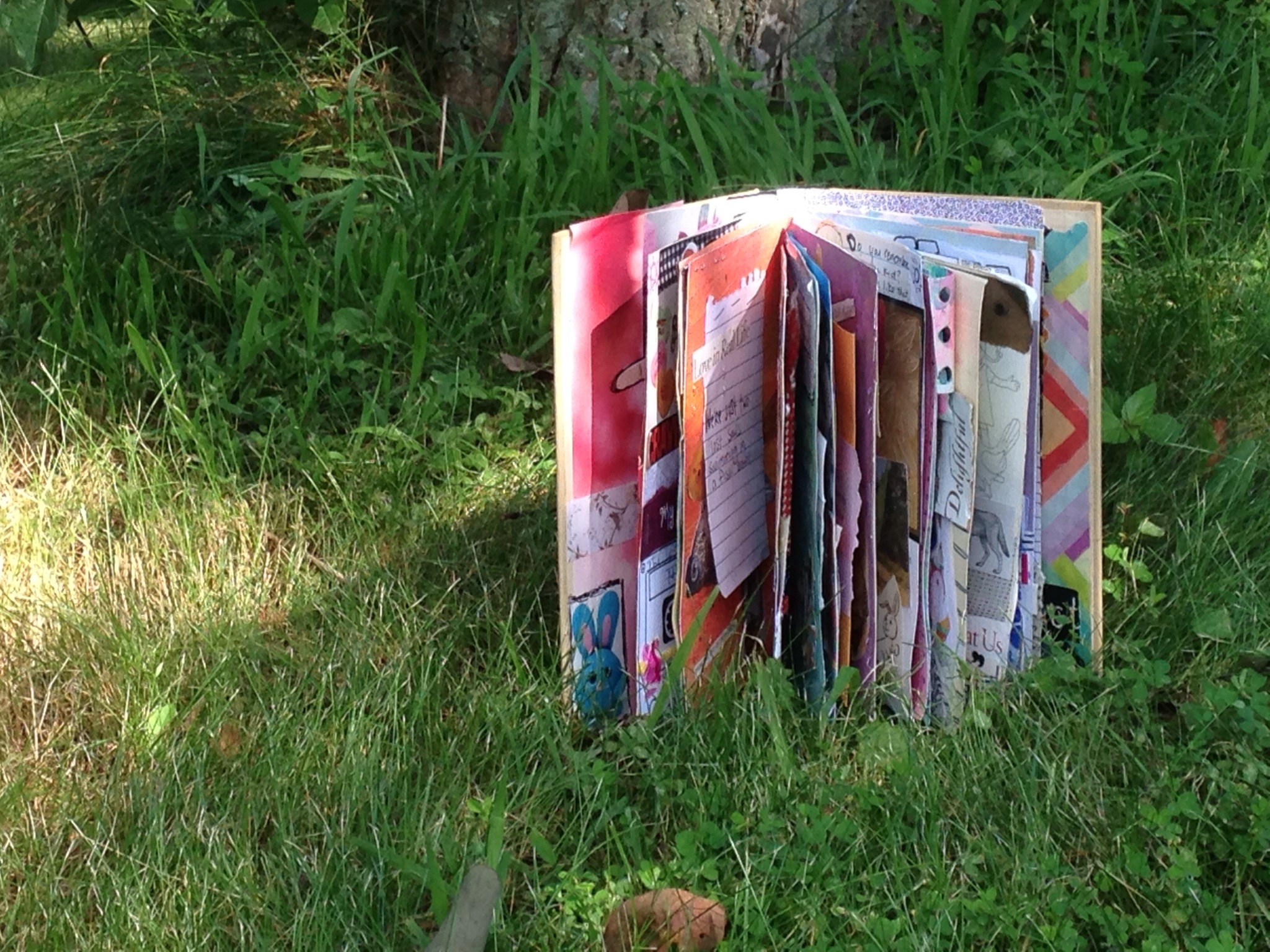 How to turn an old book into a new art journal - The Art of Creativity